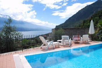 B&B Villa Fior Di Loto Лімоне-суль-Гарда Екстер'єр фото